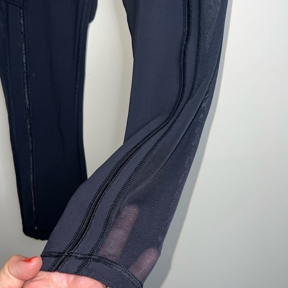 Lululemon Black High Waisted Cropped Running Training Pants Size 6 - Picture 9 of 16